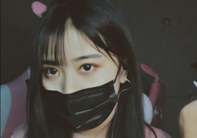 『呆妹儿』小团团和呆妹和好了?两人首次连线开黑,菜到无法直视