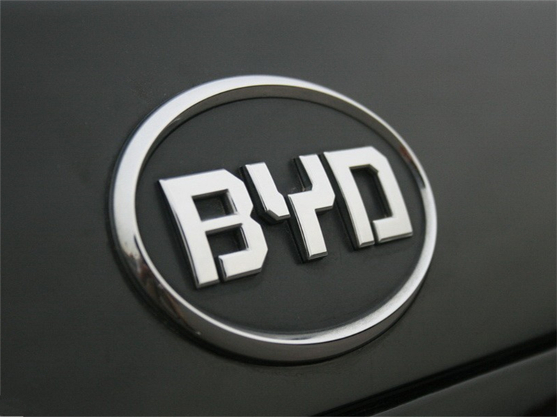 [铃木]被名字毁掉的5个汽车品牌，尤其是第5个，“命不硬”都不敢开！