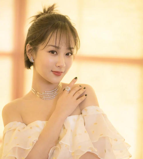 |公认的四大“国民闺女”,前三位都混成了一线,最好看的她却被人遗忘