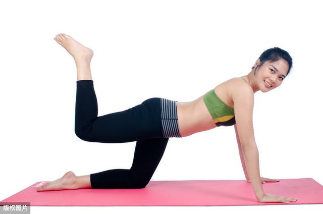 『臀部』怎么练成小蛮腰吗？5个动作30天帮你快速练出纤细迷人小蛮腰