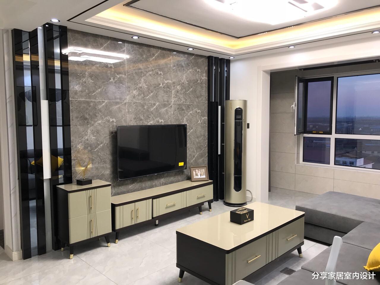 她家婚房终于完工，打扫干净效果真心漂亮，入户鞋柜很喜欢，晒晒