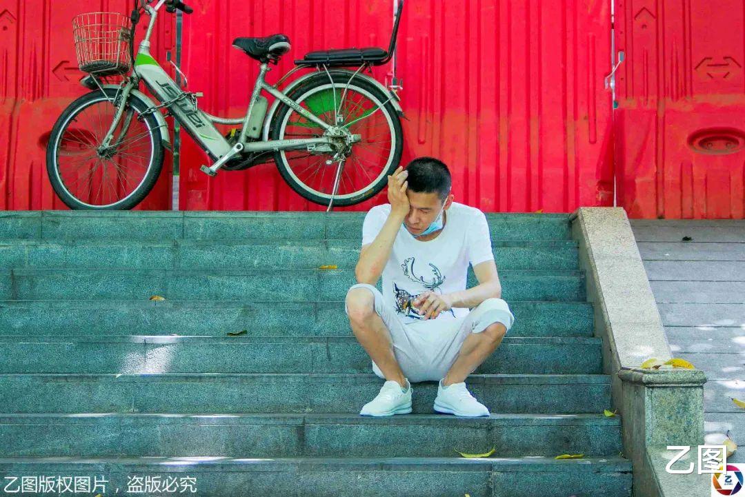 医院▲最悲惨女孩同时患两种大病，父母刚为其换了肾，白血病又复发了