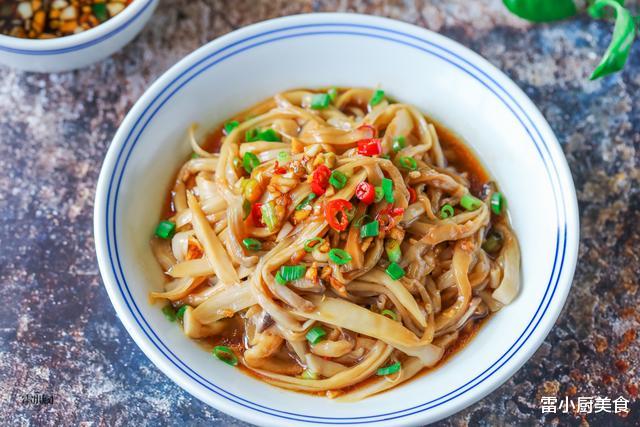 食材：天热适合吃蒸菜，7道蒸菜，少油少盐，营养健康，大人小孩都爱吃
