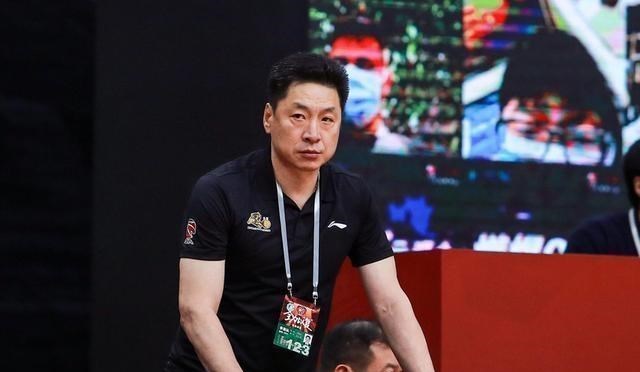 【上海男篮】CBA超级大逆转！浙江广厦险胜上海男篮 胡金秋38+11闪耀全场