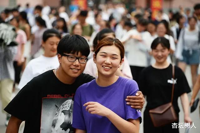 试题▲2020年高考语文全国卷一难吗？考生：难度层次明显，试题区分度大