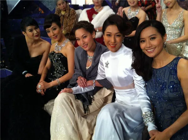 钟嘉欣|林峯追了她两年，她嫁给了别人只花了4天