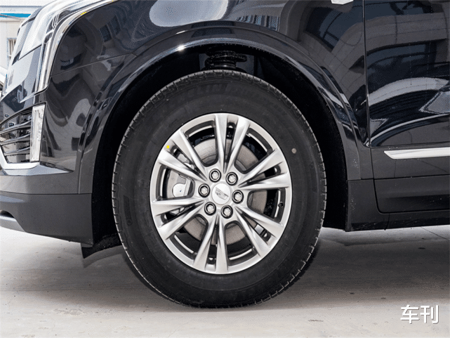 凯迪拉克|选它比GLB舒适多了！自重近2吨高速稳如牛，带1米9大床狂跌6万