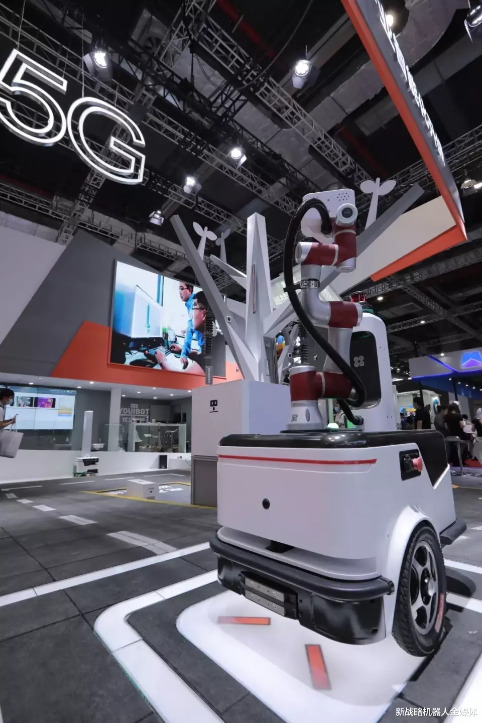 机器人|【直击工博会】移动机器人新品图鉴