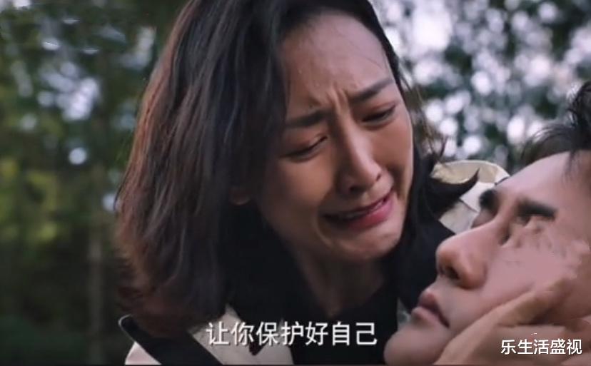 刘德华▲《猎狐》唐洪被抓,夏远中枪稼琪抱着他深情告白,危急时刻有点甜