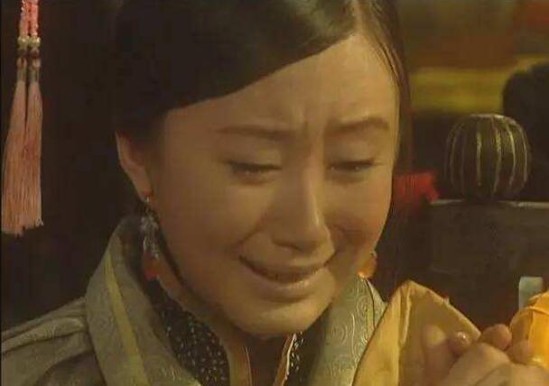 杨超越|同样演“丧子之痛”，16岁舒畅20岁杨超越，谁的演技更高级？