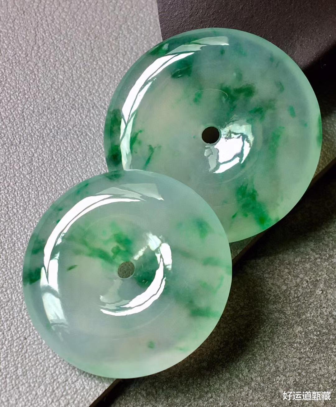 翡翠■新手不懂翡翠，怎样买到物有所值的翡翠雕件，找对方法就能