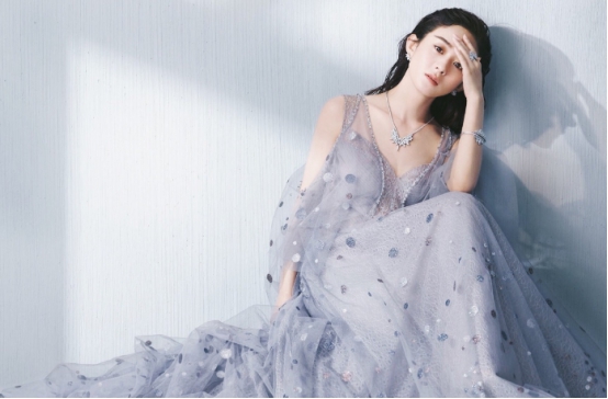 赵丽颖@赵丽颖发微博秒删，因无意间暴露娱乐圈秘密！已经1.5万人看到了