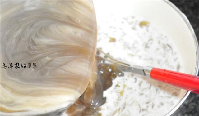 马蹄糕▲端午家家包粽子,我却每年惦记它,清脆爽口,蒸一蒸就能吃!