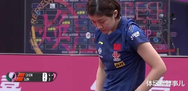 孙颖莎|1-4丟冠后，邓亚萍送了孙颖莎7个字，谁注意陈梦举动