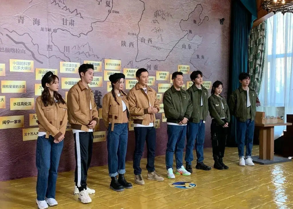 奔跑吧兄弟|《奔跑吧》续集太壕了,一期嘉宾人数多达12人,开播时间是亮点!