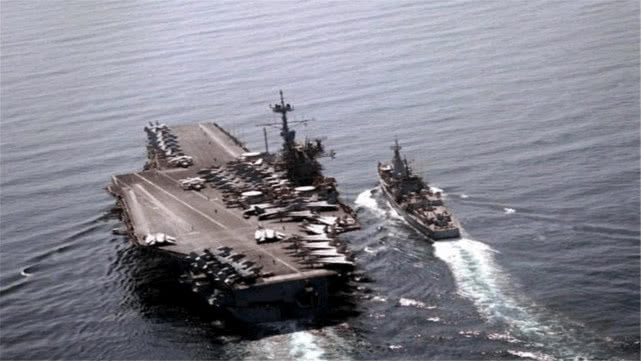 『伊朗』美军要动武了？大批航母隐身机准备就绪，金灿荣：必须提高警惕