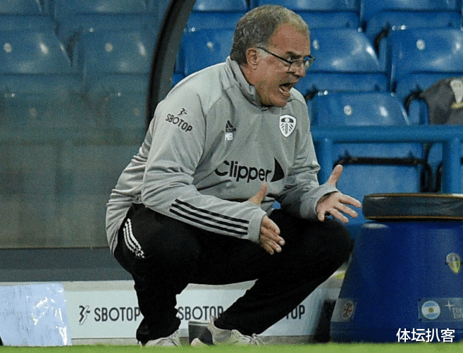 英超|9-10！英超1.3亿劲旅爆冷出局，第93分钟绝平，点球大战轰然倒下