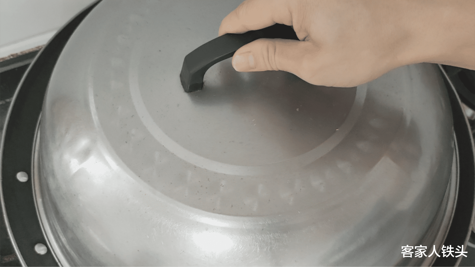 红糖@早餐吃啥好?手把手教你客家马拉糕,配方简单易做,便宜又好吃!