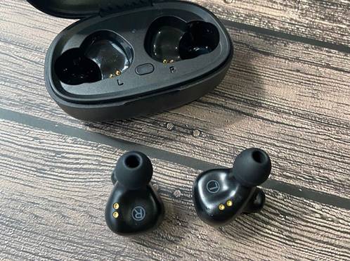 蓝牙耳机|25年调音校验经验，HIK X1蓝牙耳机带来纯净低频音效