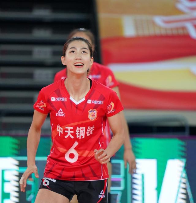 倪非凡|女排奥运阵容或洗牌，刁琳宇倪非凡暂列榜首，恐完成最后的逆袭