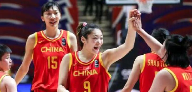 姚明：女篮获胜后开心找姚明合影，姚明立马拒绝，之后一幕让人匪夷所思