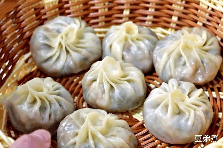 土豆|秋天，此菜正当季，1块钱一斤，维C是苹果10倍，做成面食特好吃