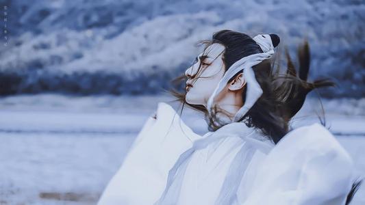 罗云熙@拜托不要再用“古装美男子”来吹捧罗云熙了