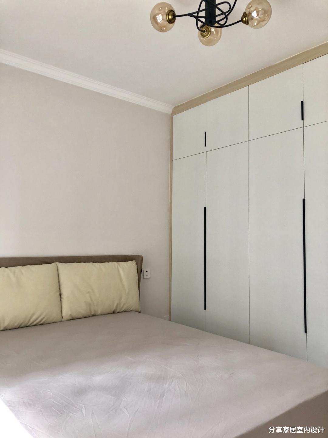 |太高兴了，三房两厅的新房终于完工，打扫干净很漂亮，非常满意！