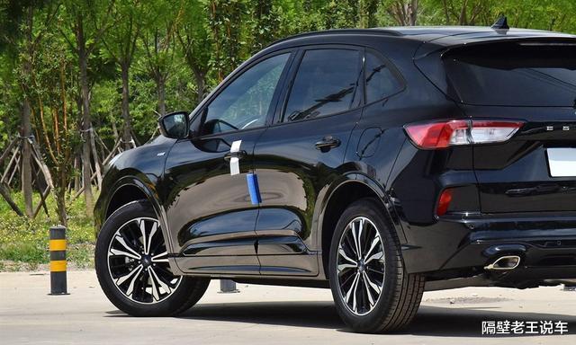 福特|皓影遇对手了，轴距2米7，比CRV还漂亮，2.0T+8AT，不足18万