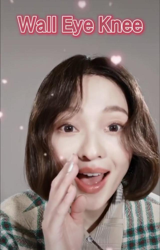 [发型]张韶涵穿“年代”装真复古，虽然气质高级，但发型显得有点老气