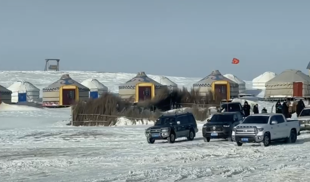 泛娱乐阿小喵 网红恩克领路收费1500元，是否宰客惹争议！网友到底站哪边？