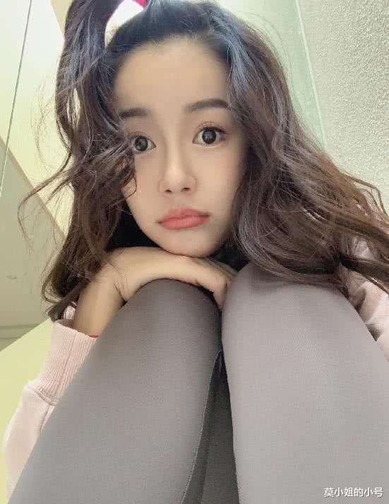 『陈赫』总算敢正常秀恩爱，张子萱买枕头吐槽老公胖，瞥一眼陈赫立马改口