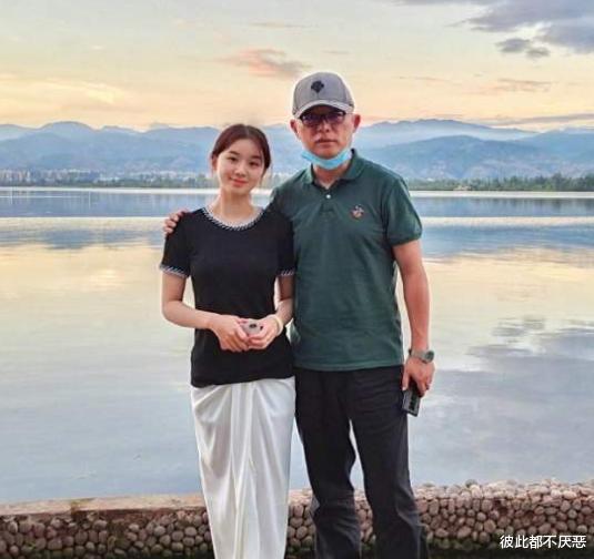 孟非|看看孟非女儿孟星亚，再看郭德纲儿子郭麒麟，难怪两人着急成为亲家