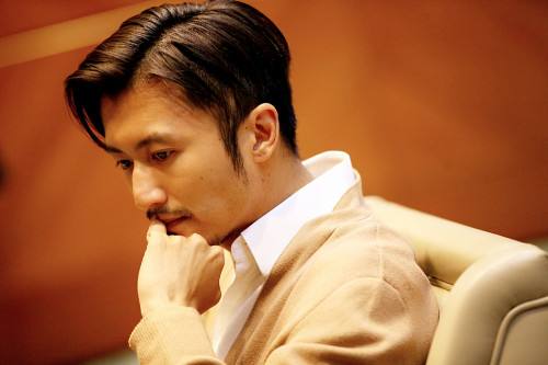 谢霆锋|谢霆锋5位前女友的现状：四个已成老大妈，唯有一个“年轻如初”