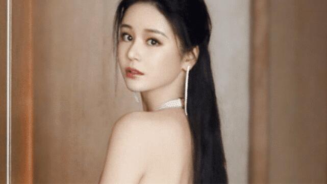 王晶|与香港四大影帝合作,走红就拍成人级,真是不寻常