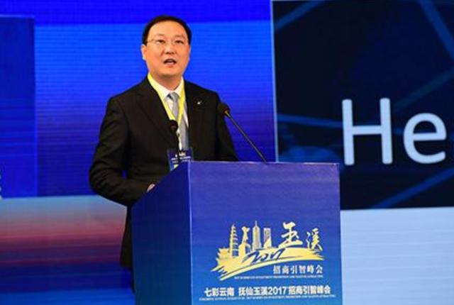 「上海市」低调的上海富豪：财富60亿，名下35家公司，妻子为央视一姐