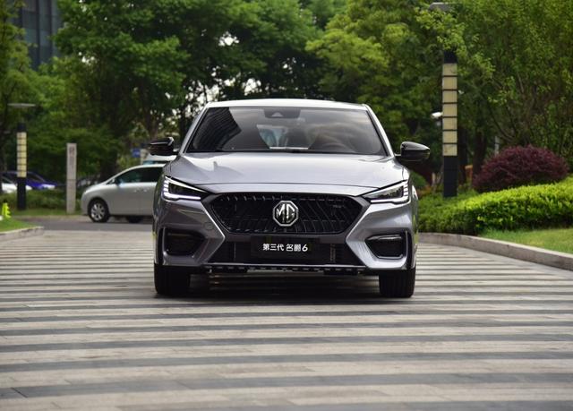 [蒙迪欧]第三代MG6实拍图献上 1.5T爆发180匹马力，你还要排队买思域？