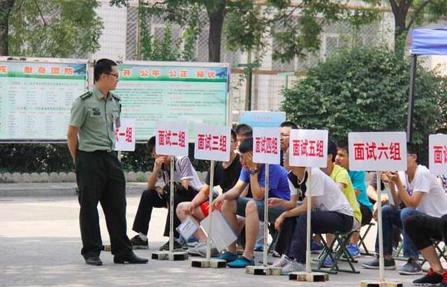 『应届生』仝卓事件最终演变为坑爹，只有应届生可报考的院校专业，全面了解