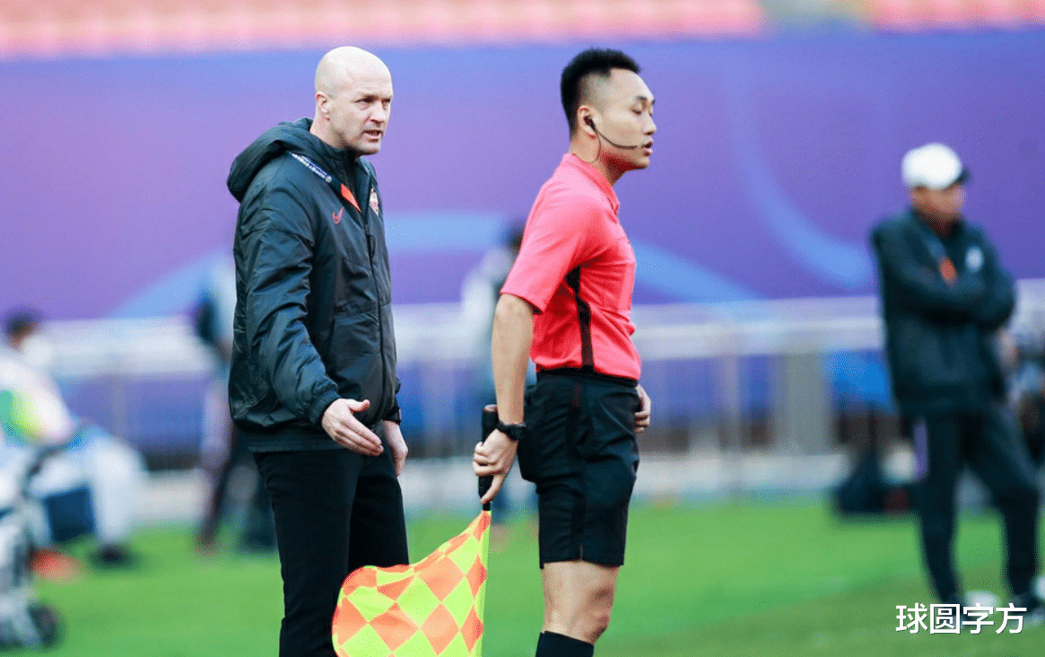 中超|0-2,老油条发威!小克鲁伊夫祭出中超首个奇葩阵,致深足输球