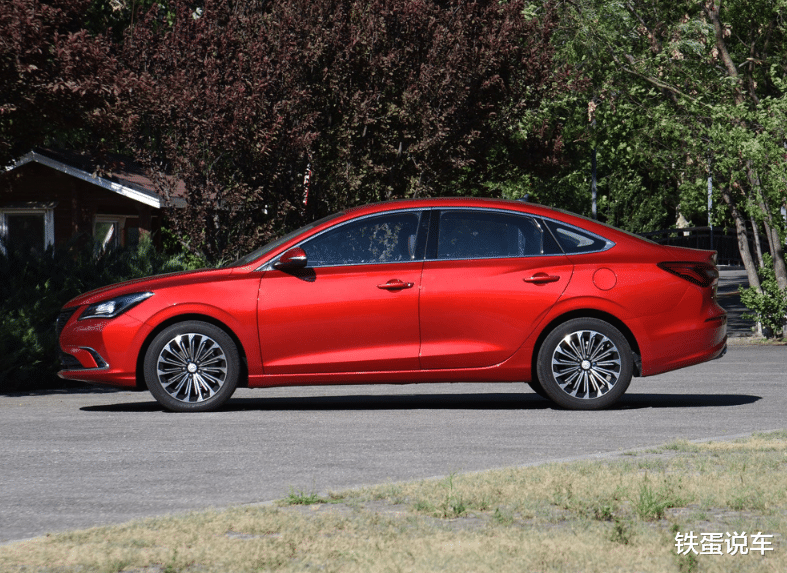 「买车」人生第一次买车，别忘记这五款，省油耐用好停车