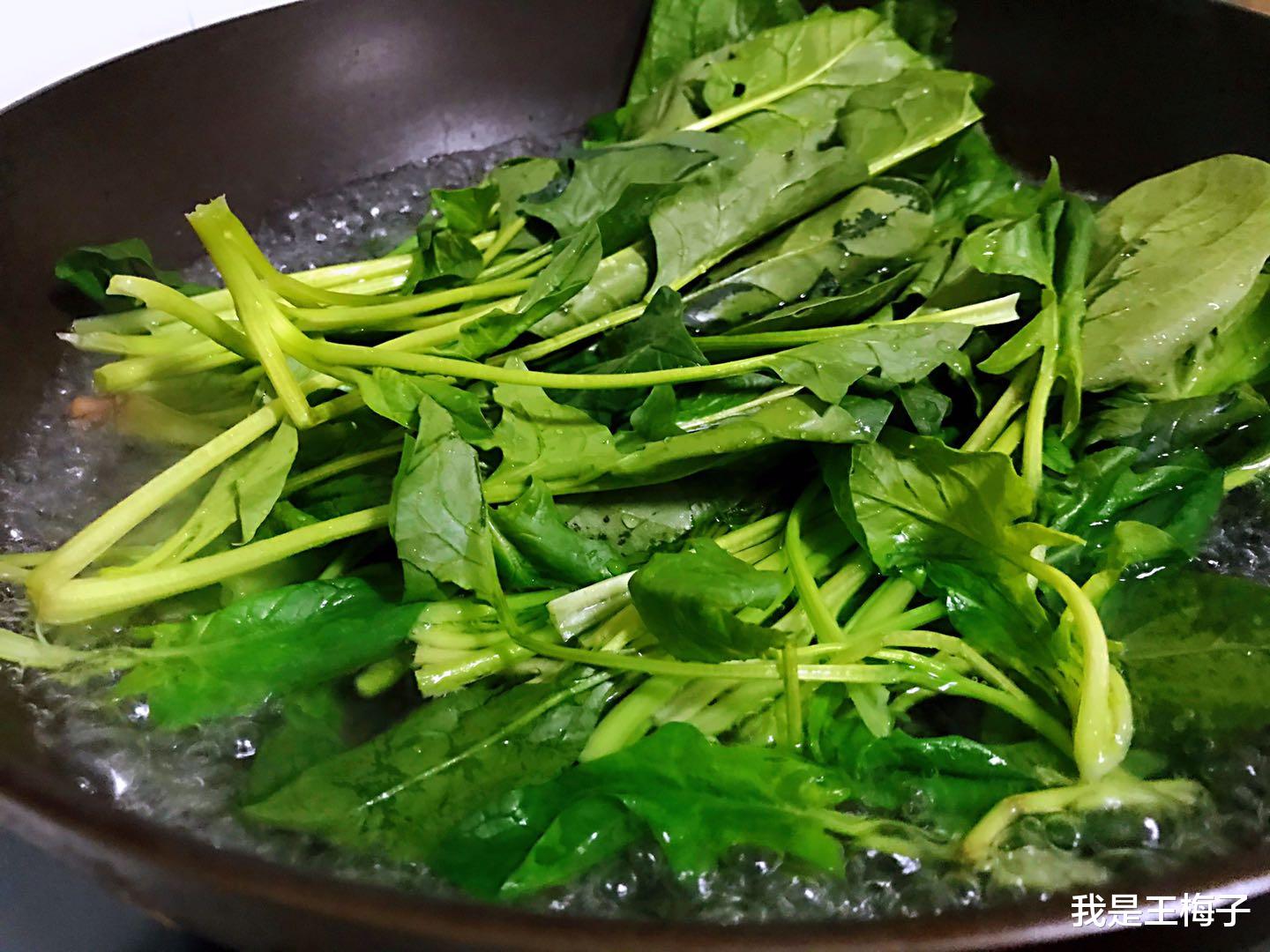 『芥菜』菠菜和它天生一对，隔三差五吃，排出黑臭便，腰肢都变细了