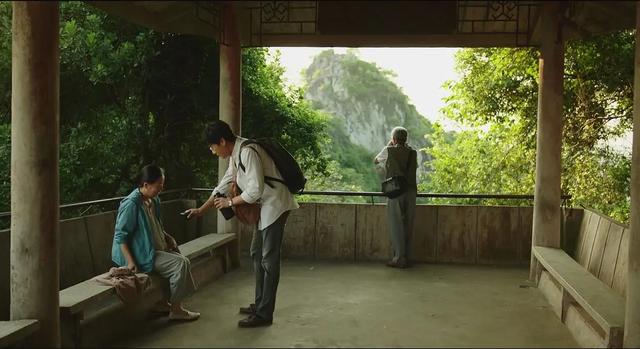 张东升|隐秘的角落之徐静:躺在沙滩的结局,完全是咎由自取
