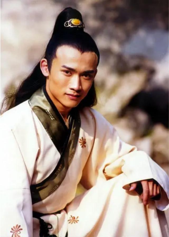 李玉湖▲你以为李玉湖和杜冰雁真因为上错花轿才得如意郎君吗？那你就错了