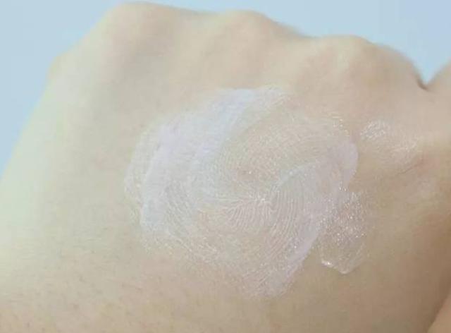 防晒：女生涂防晒霜要切记3个“不要”，不然涂了也白涂！很多人忽视了