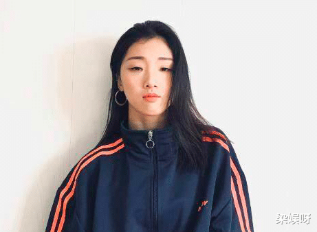 yamy|?yamy解约遭死亡威胁,杨超越力挺姐妹,凤凰传奇玲花微博沦陷