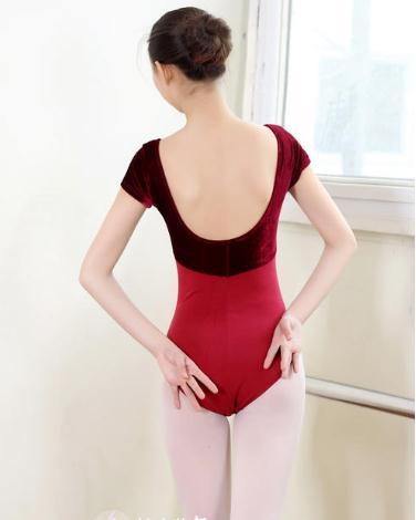 走光：女性运动员不怕走光吗？为什么穿三角裤参加比赛？知道后感到心酸