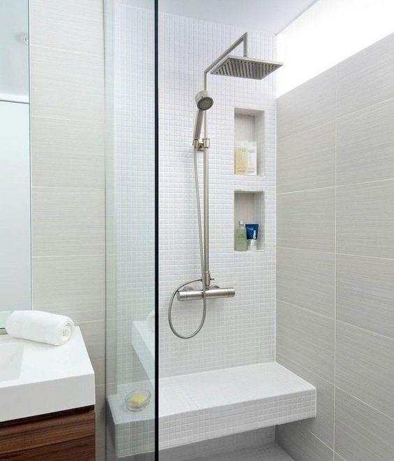 |想要淋浴房洗个舒服澡,淋浴凳少不了,做成落地式还能当置物台用