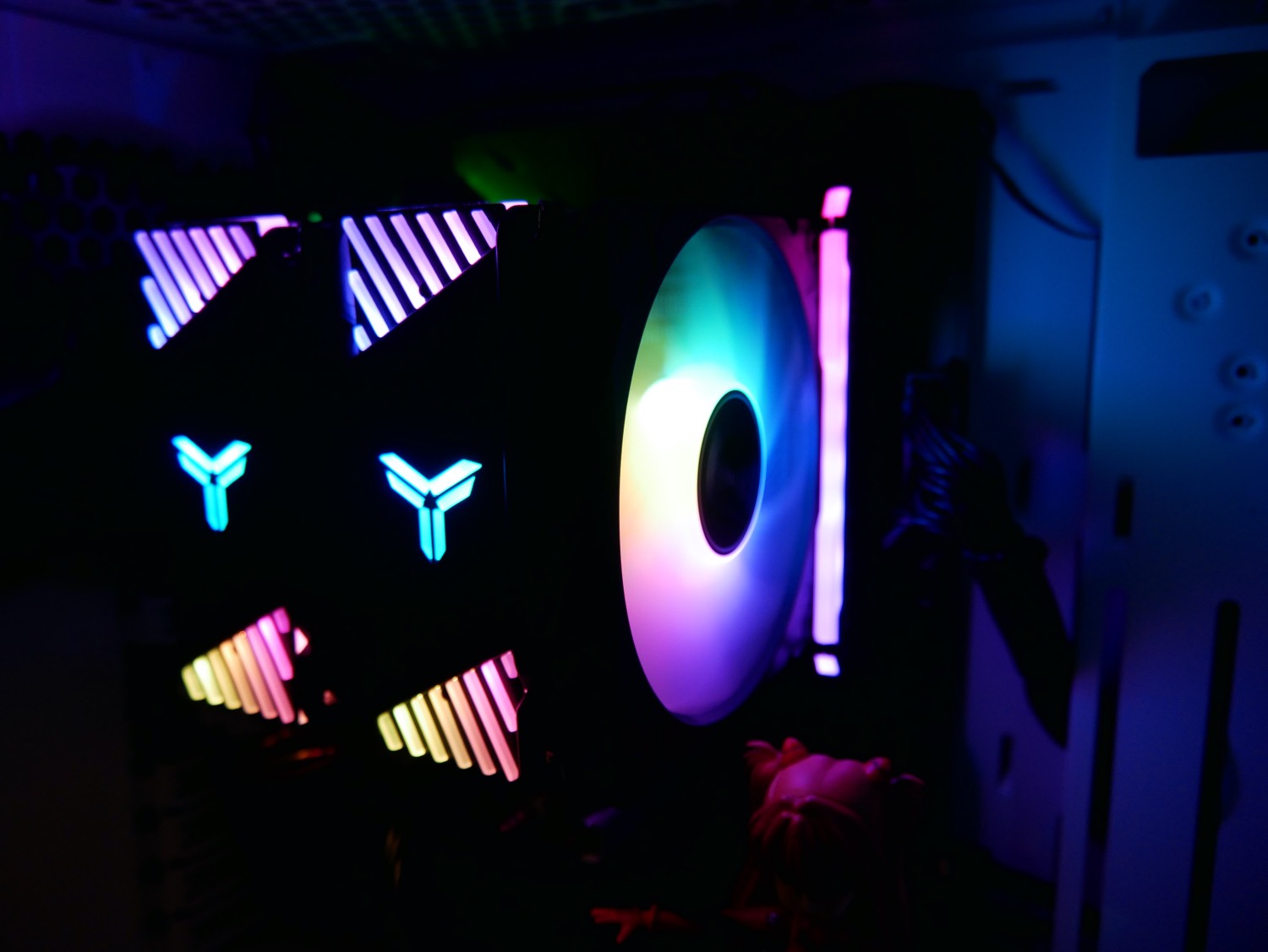 机箱|突如其来的装机——2K 预算如何装一台 3500X