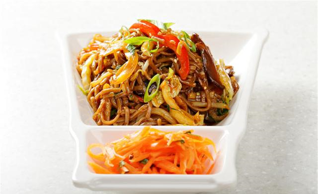 [馒头]公布最长肉的“主食”排行榜，馒头靠边站，榜首堪比喝油，莫贪吃