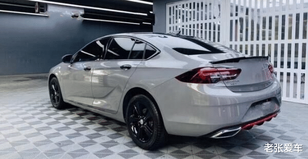 SUV|跌到13万,成车圈最良心B级车,车长4米9标配9AT,不买雅阁就买它